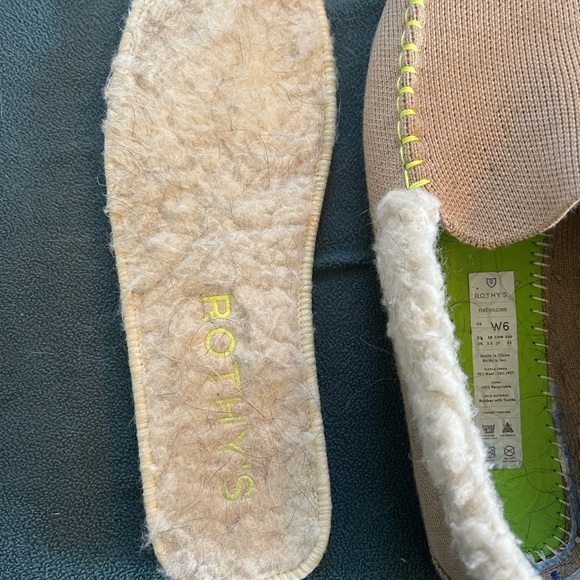 Rothy’s slippers size 6 women - Picture 6 of 7